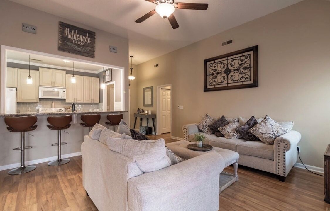 Photo of Livingroom in McCutcheon Field