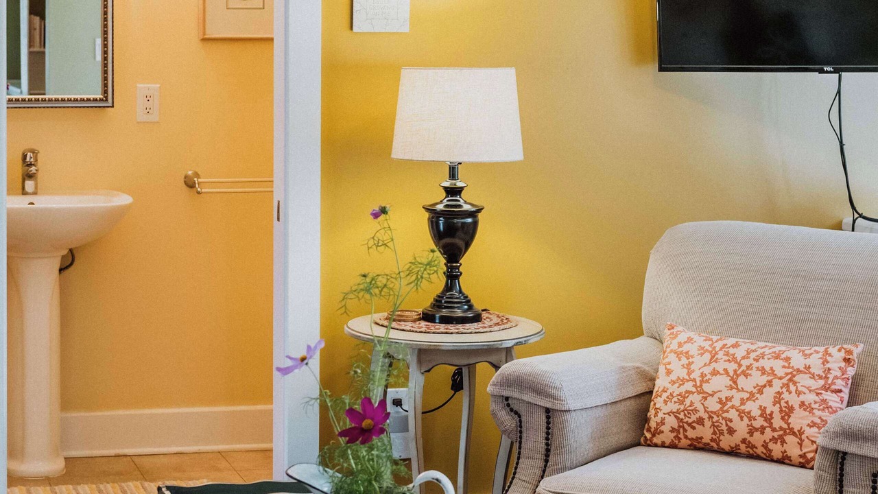 Photo of Livingroom in Cape May Court House