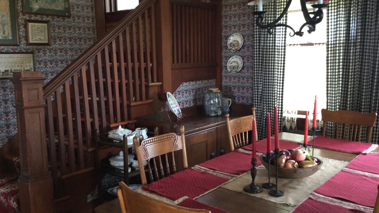 Photo of Livingroom in Higginsville