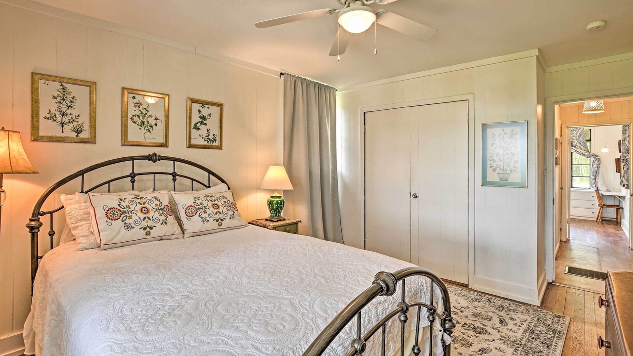 Photo of Bedroom in Summerville