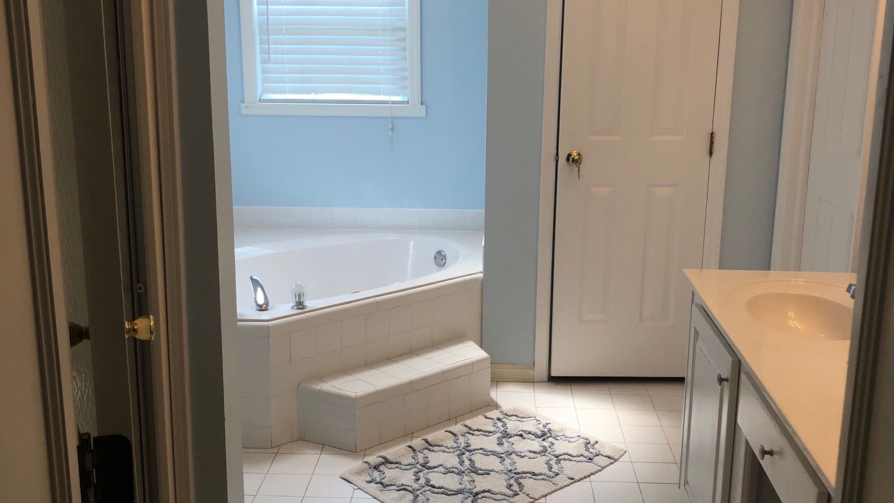 Photo of Bathroom in Ridgeway