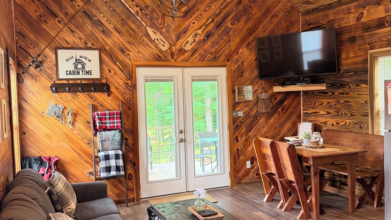 Photo of Livingroom in Crane Hill