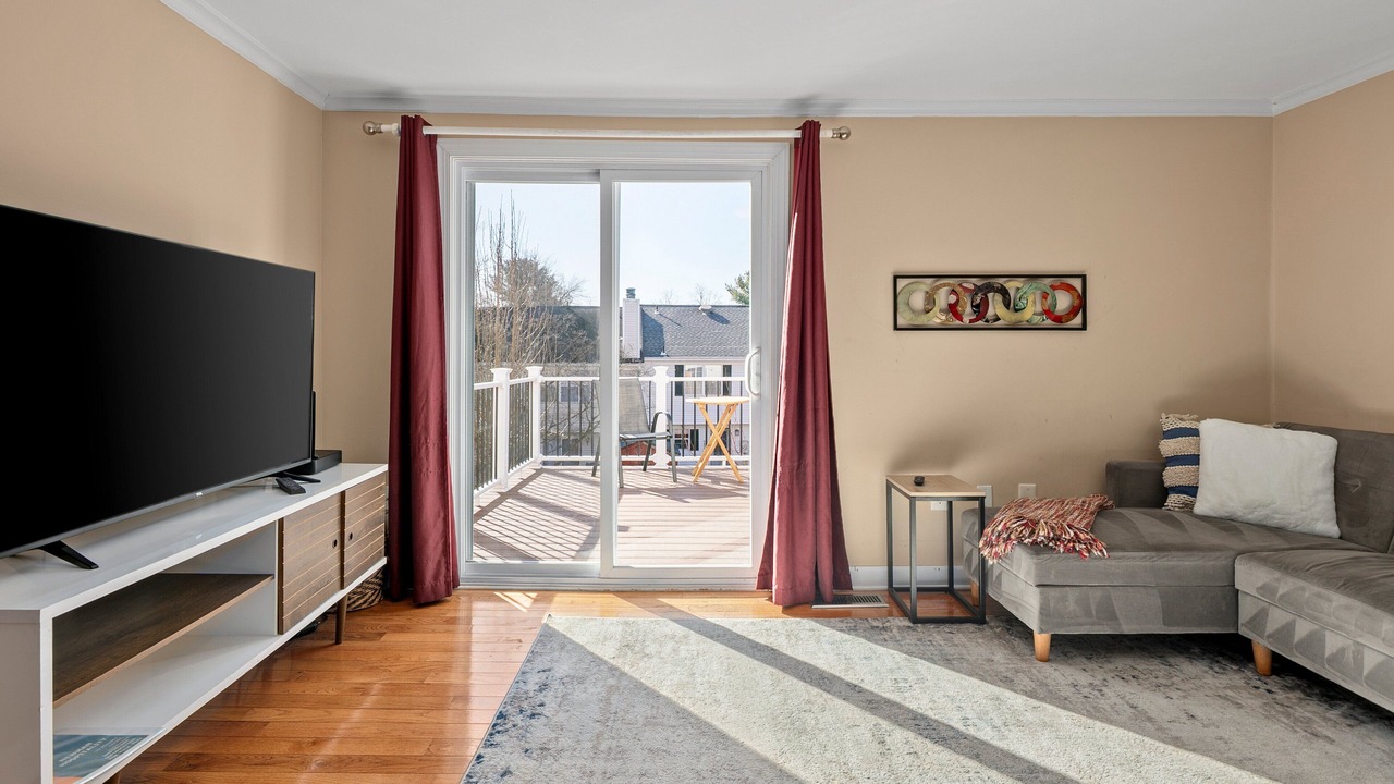 Photo of Livingroom in Potomac Falls