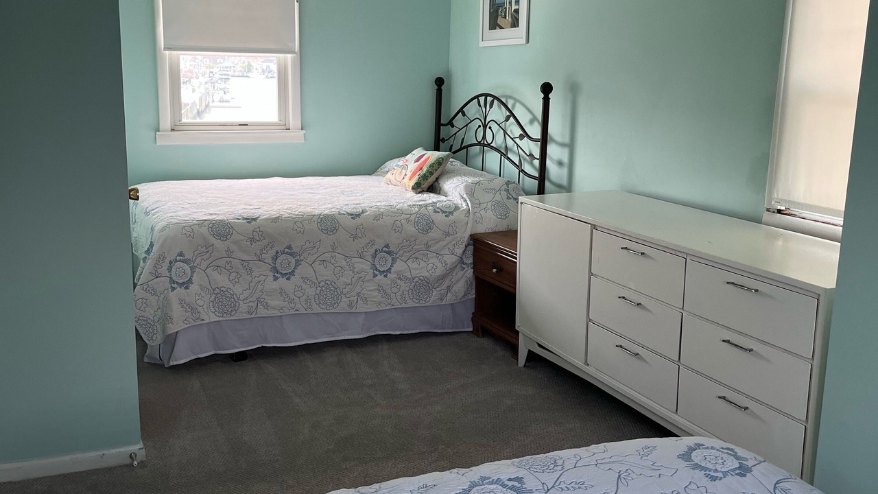 Photo of Bedroom in Beach Haven West