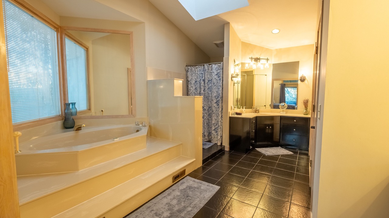 Photo of Bathroom in Waleska