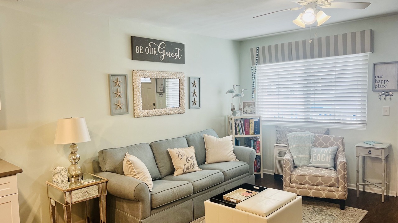Photo of Livingroom in North End