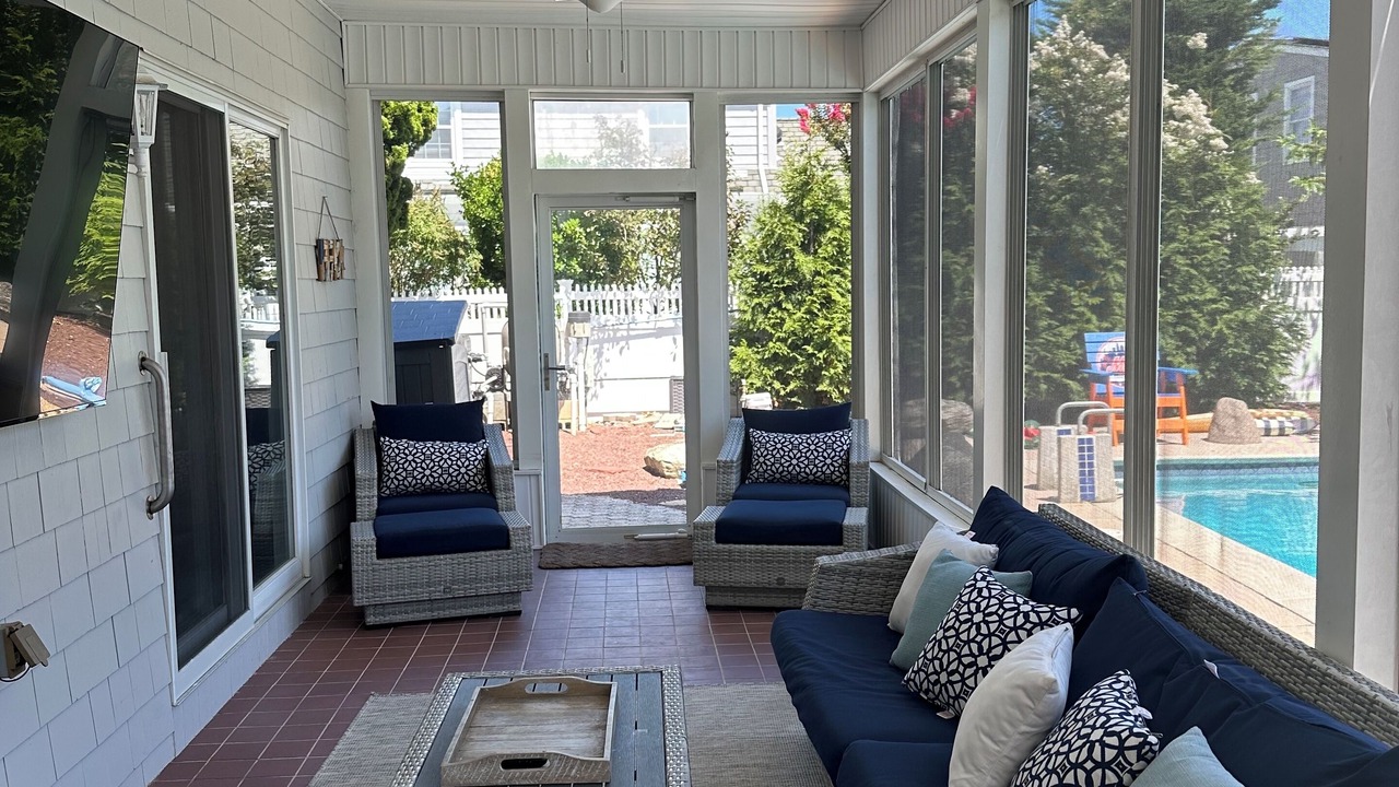 Photo of Livingroom in Mantoloking