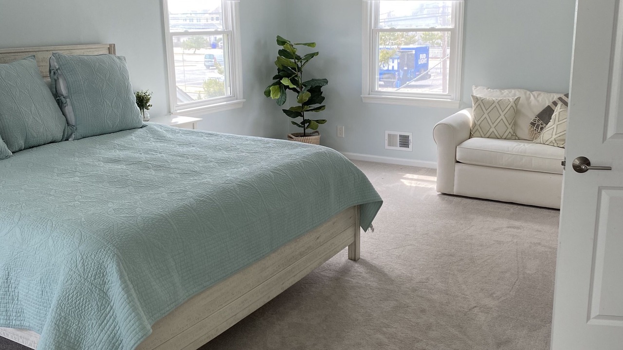 Photo of Bedroom in Mantoloking