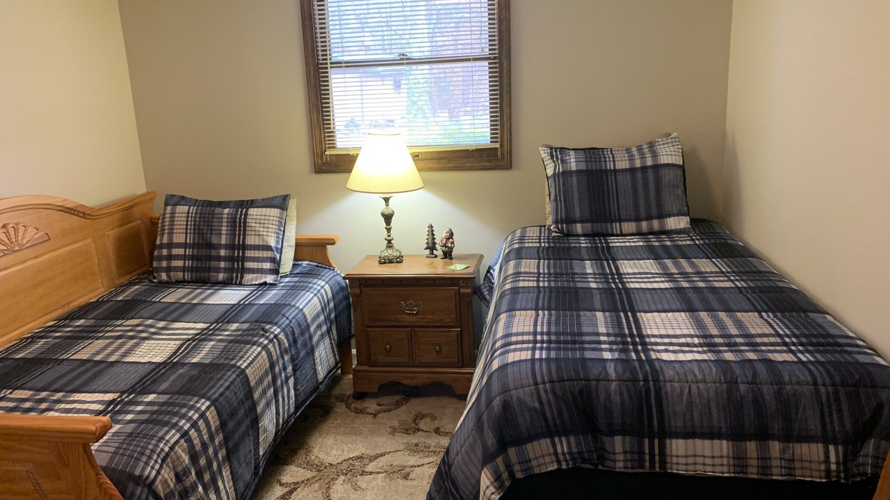 Photo of Bedroom in Guntersville