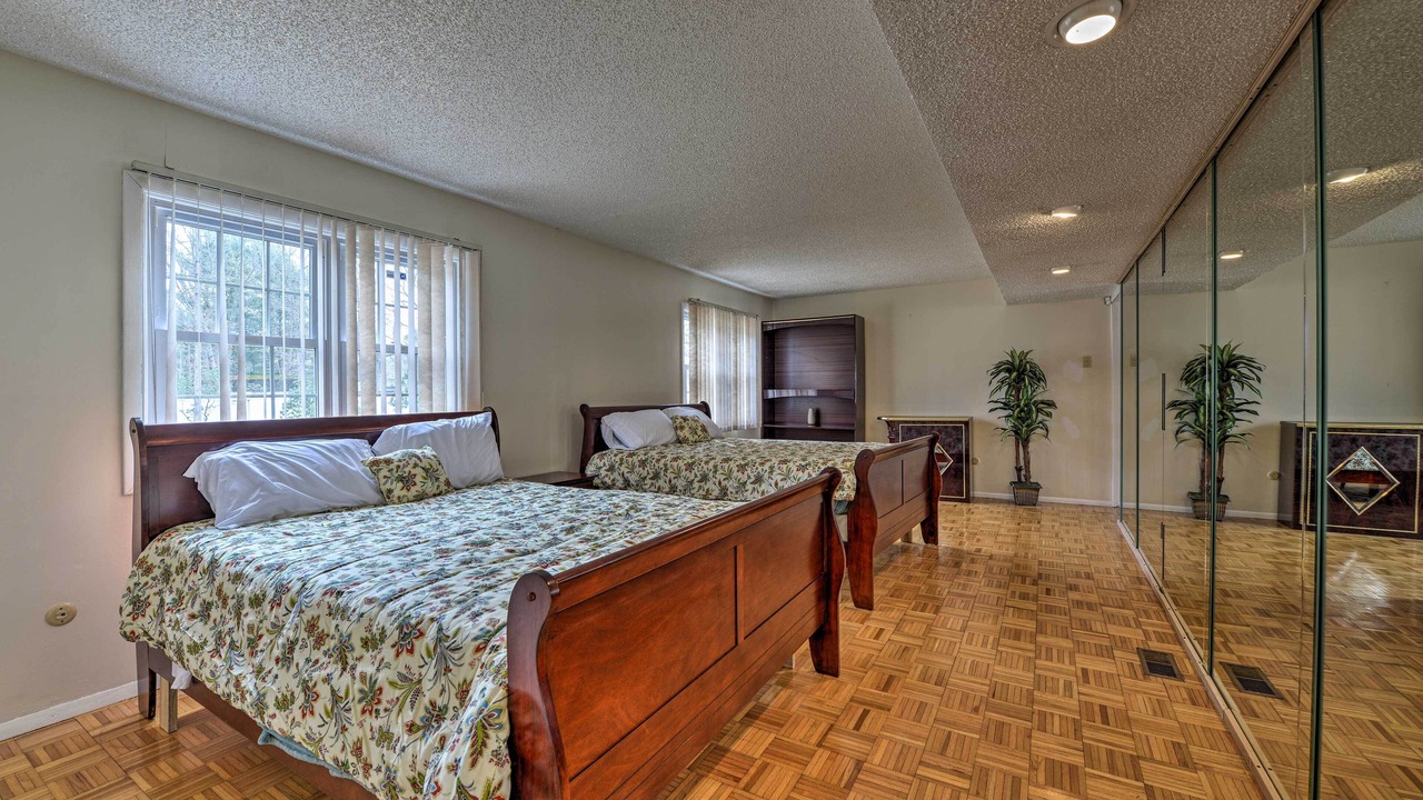 Photo of Bedroom in Sicklerville