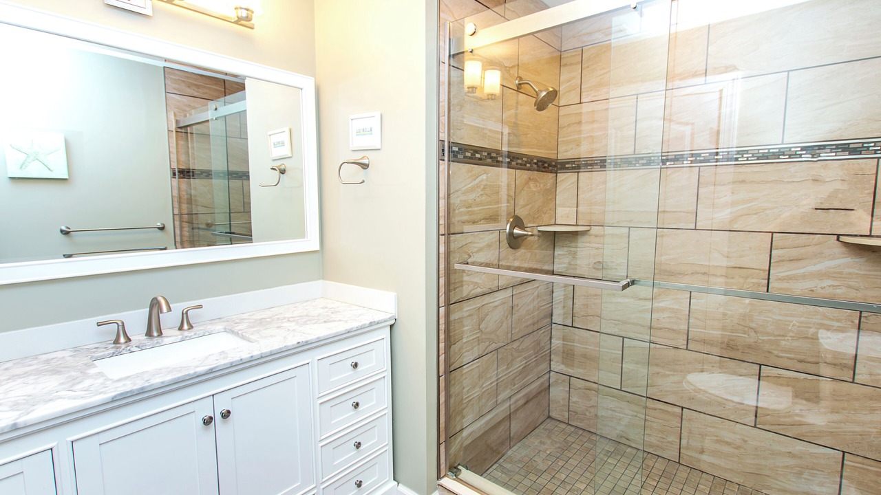 Photo of Bathroom in Corolla Light