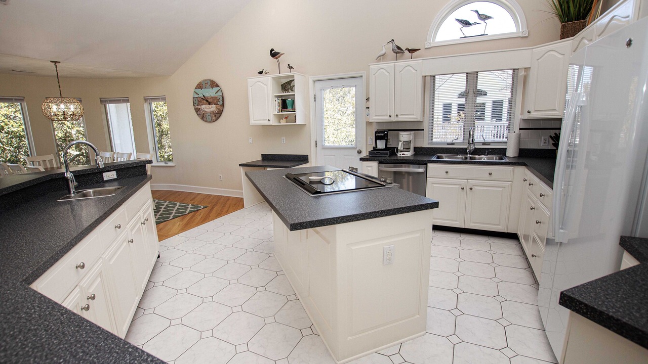 Photo of Kitchen in Corolla Light