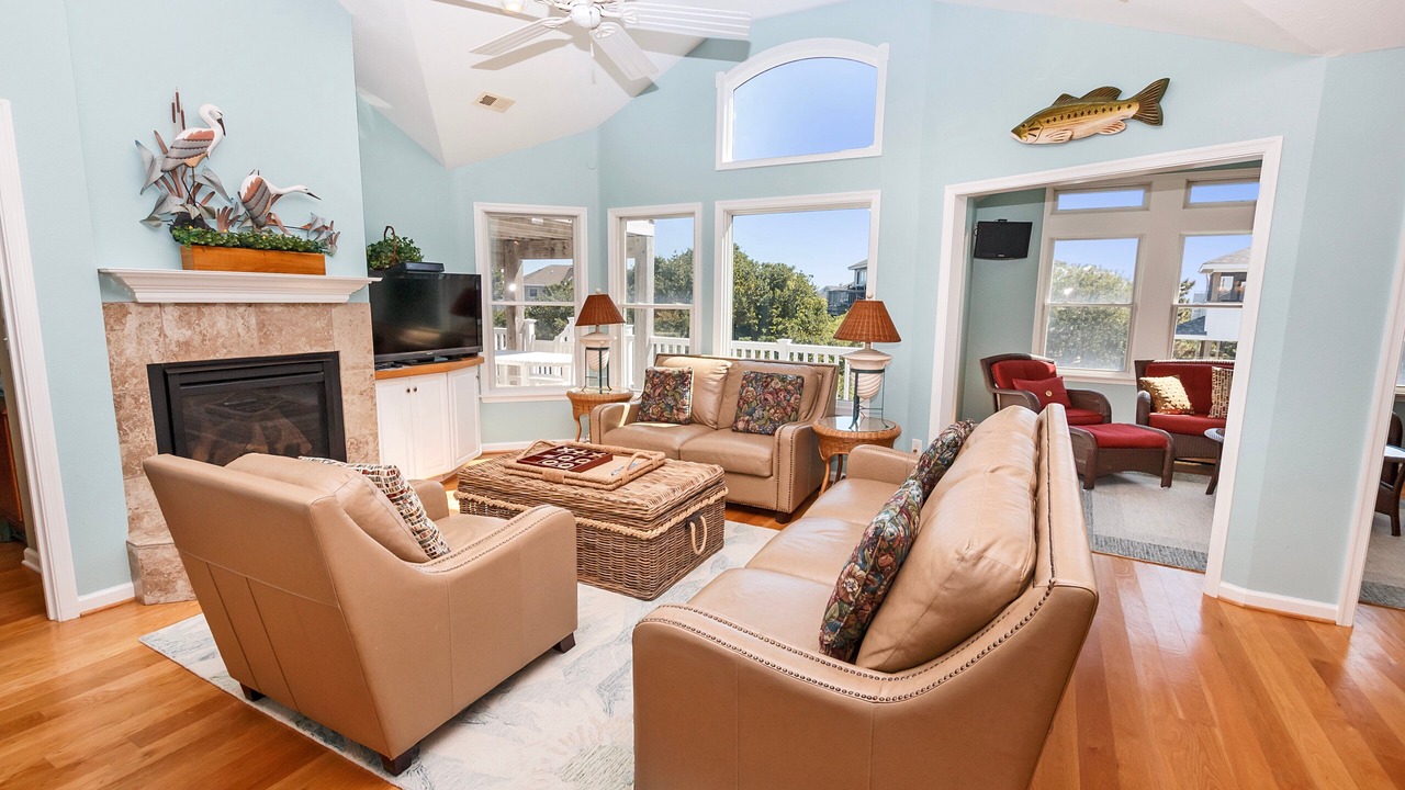 Photo of Livingroom in Corolla Light
