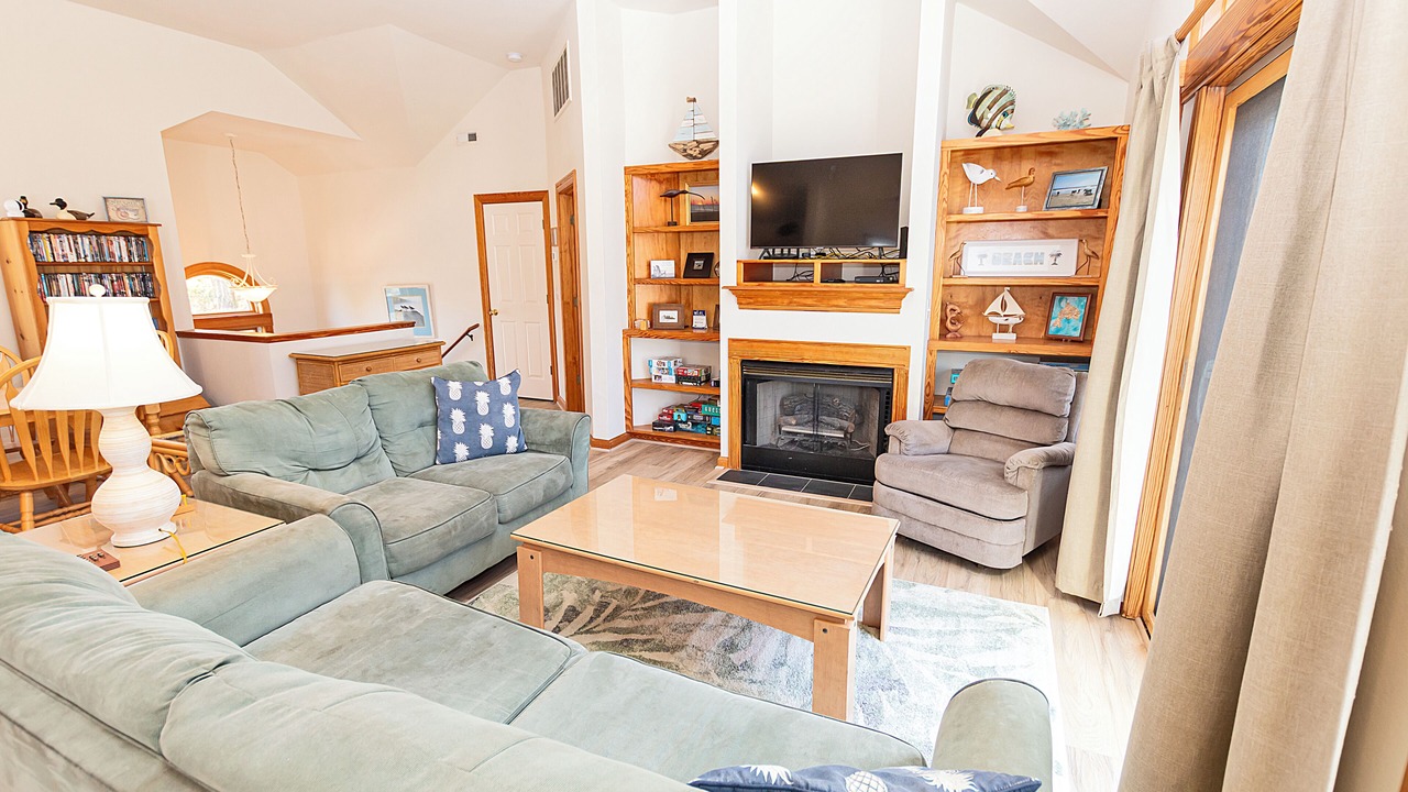 Photo of Livingroom in Monteray Shores