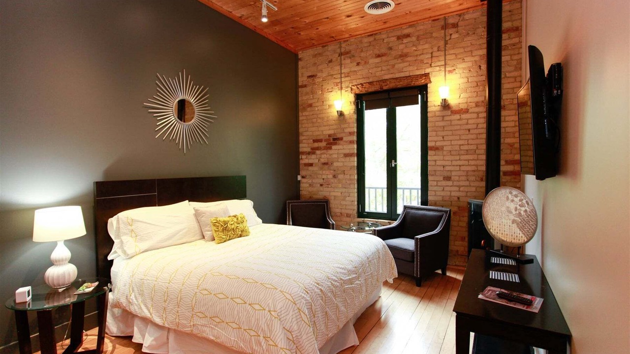 Photo of Bedroom in Saugatuck