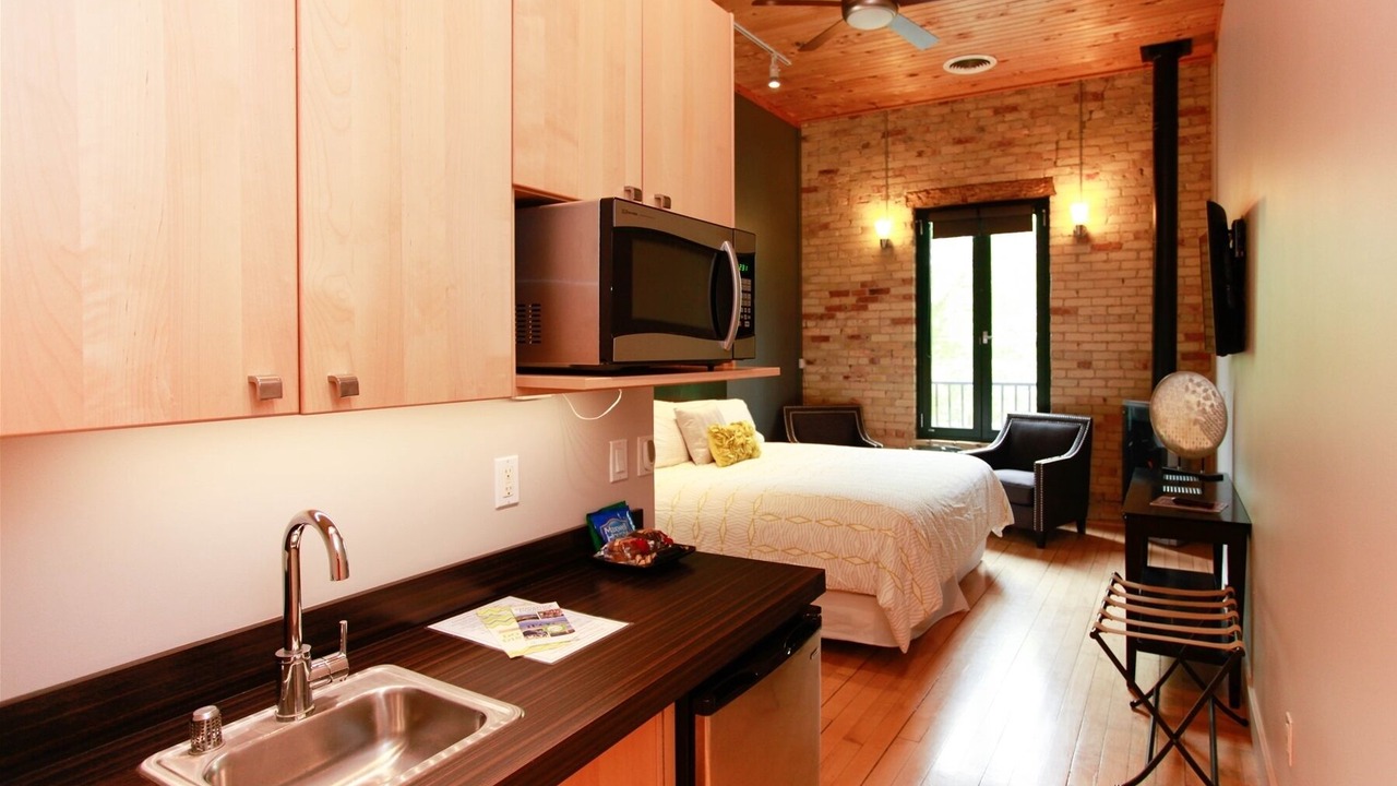 Photo of Bedroom in Saugatuck
