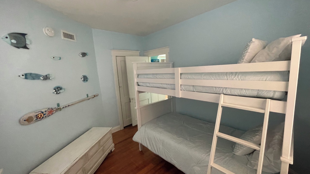 Photo of Bedroom in North End