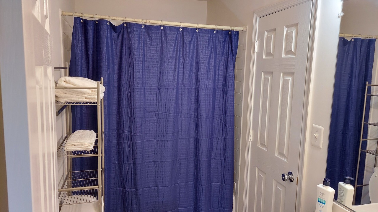 Photo of Bathroom in George Washington