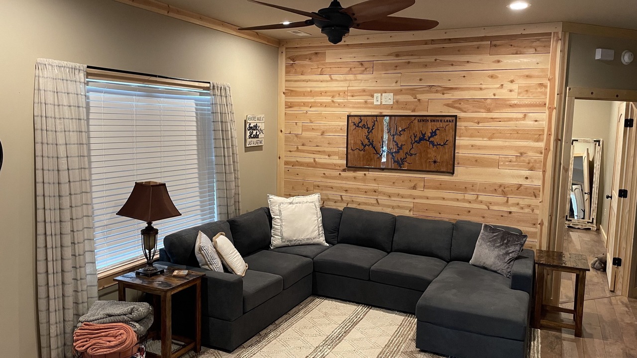 Photo of Bedroom in Crane Hill