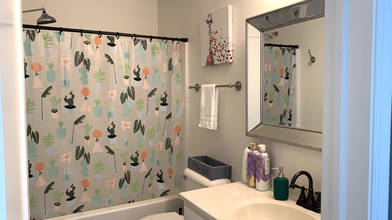 Photo of Bathroom in Urbandale
