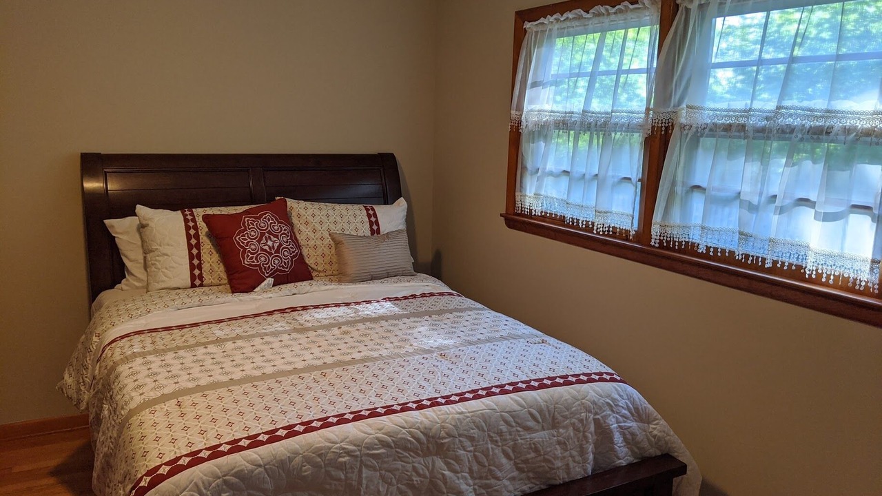 Photo of Bedroom in Scottsboro
