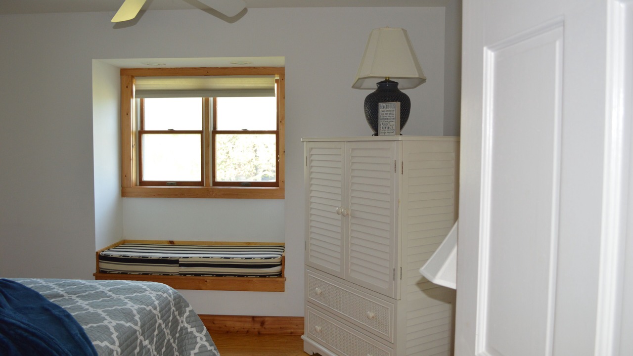 Photo of Bedroom in Deep Hole