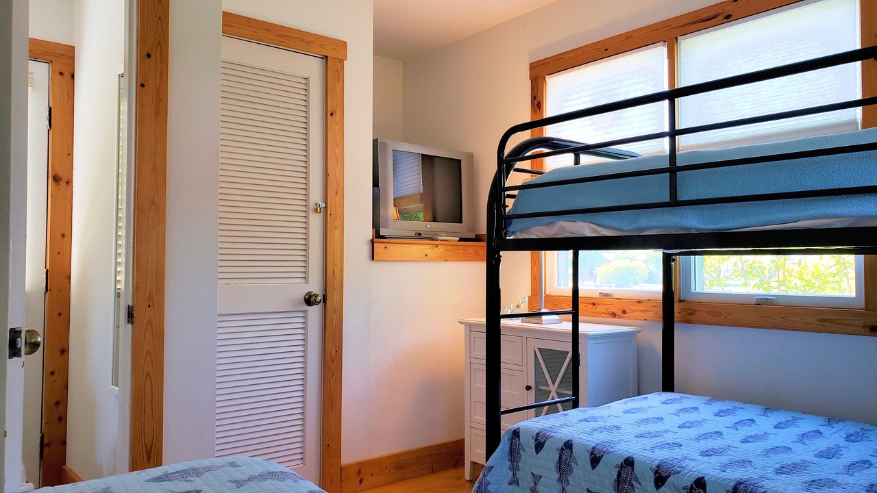 Photo of Bedroom in Deep Hole