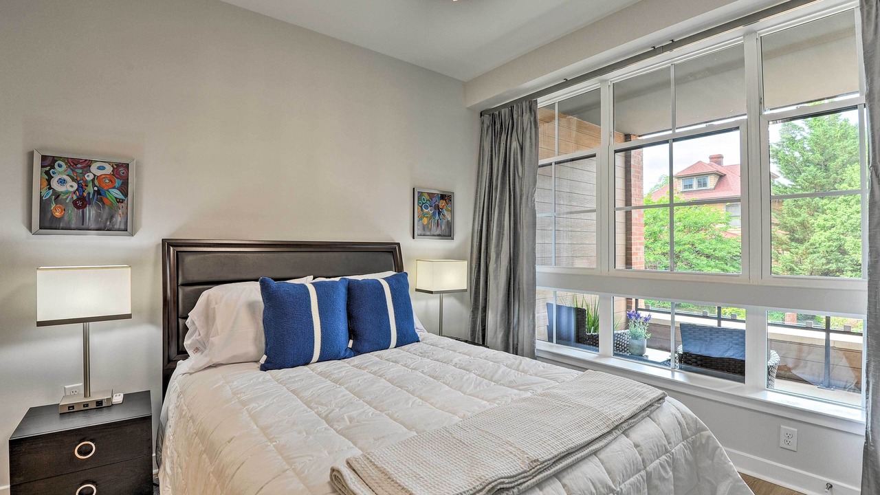 Photo of Bedroom in Murray Hill