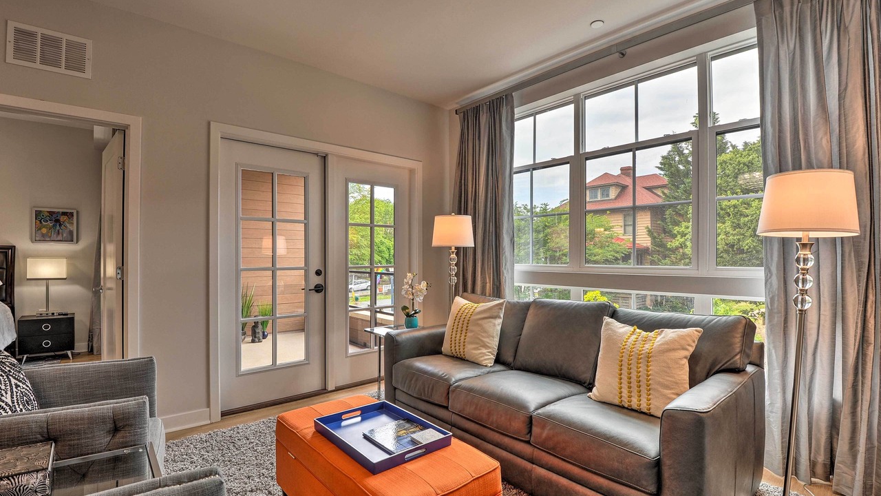 Photo of Livingroom in Murray Hill