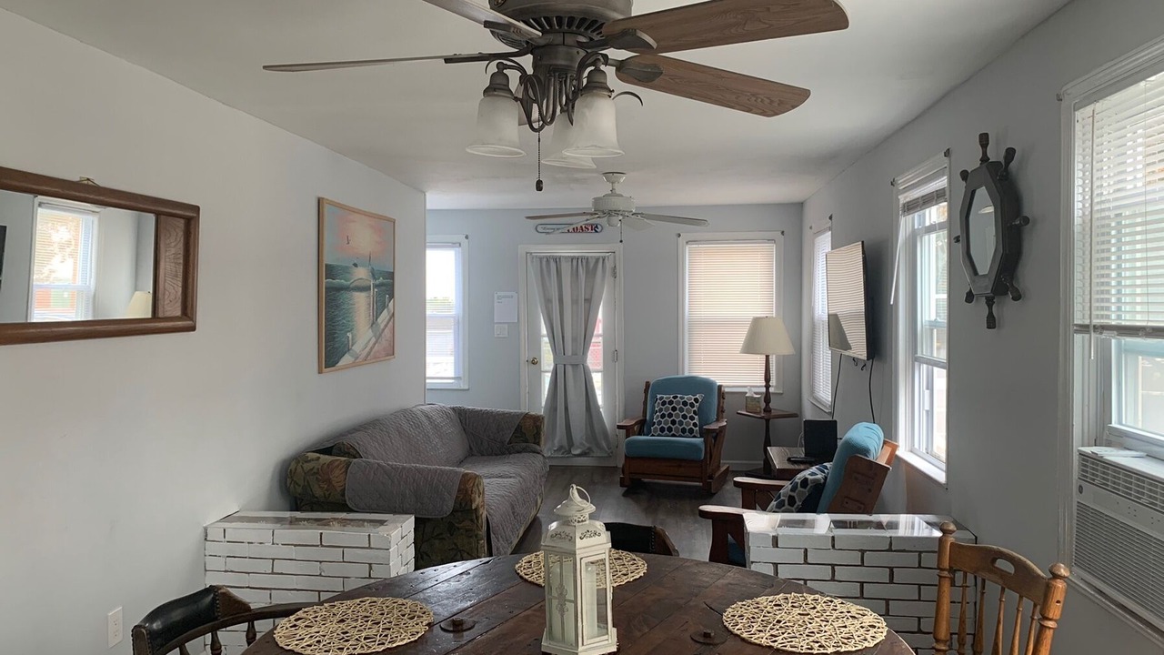 Photo of Livingroom in Ortley Beach