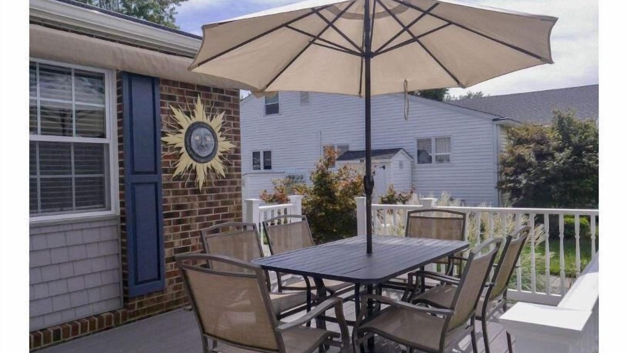Photo of Outdoor in Village Green