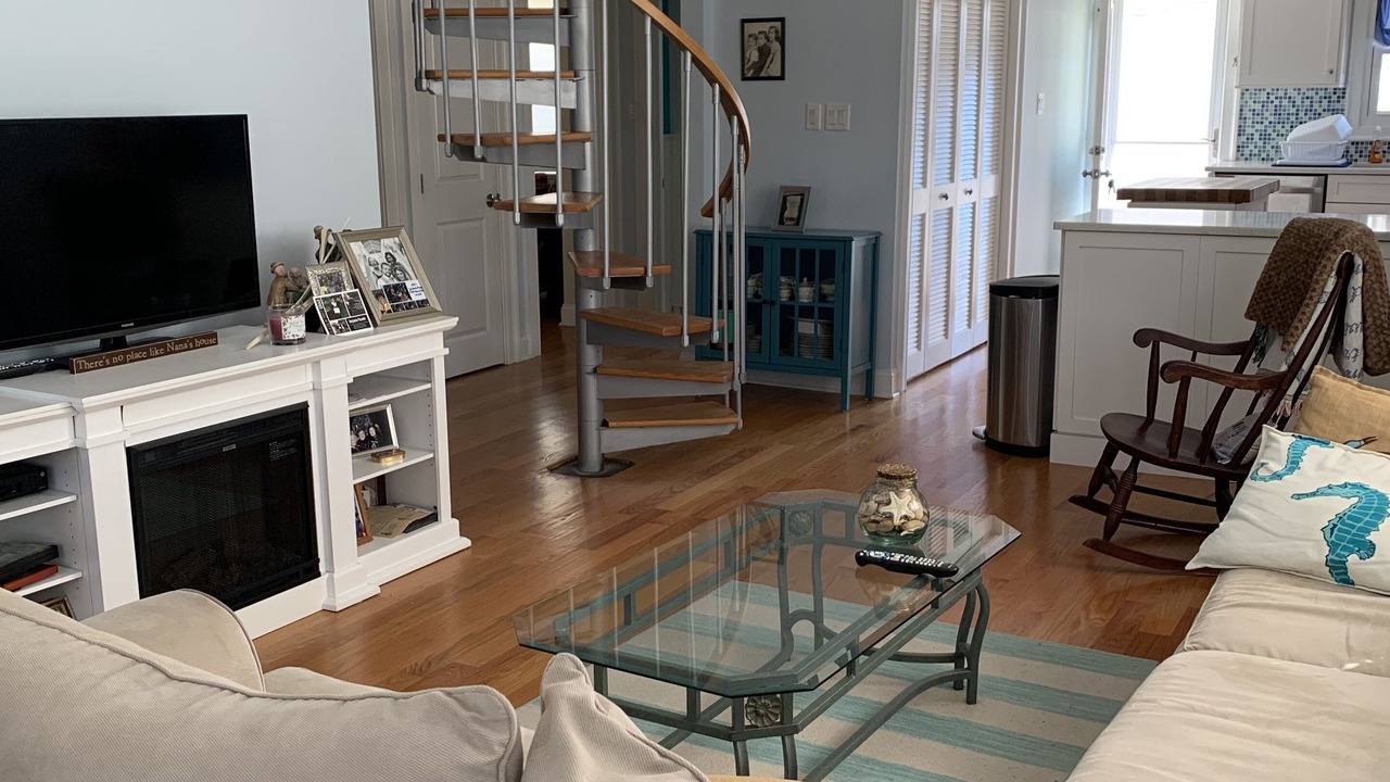 Photo of Livingroom in Ortley Beach