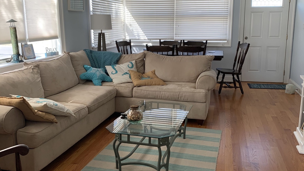 Photo of Livingroom in Ortley Beach