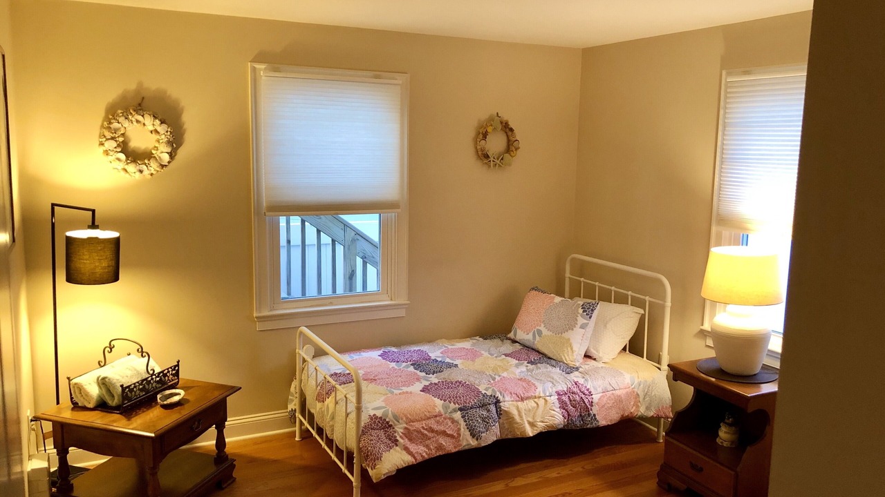 Photo of Bedroom in Ortley Beach