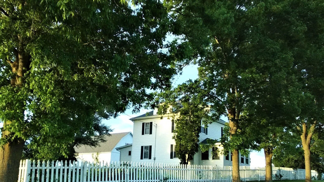 Photo of Others in Monroe