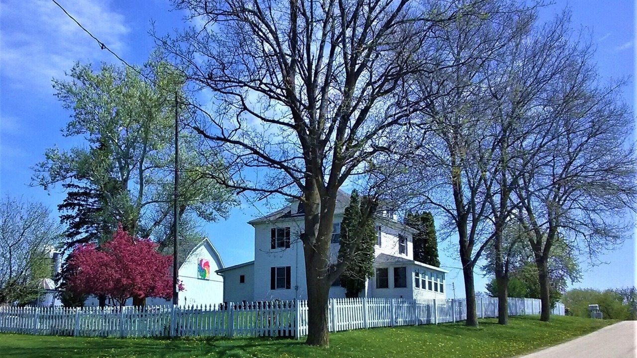 Photo of Others in Monroe
