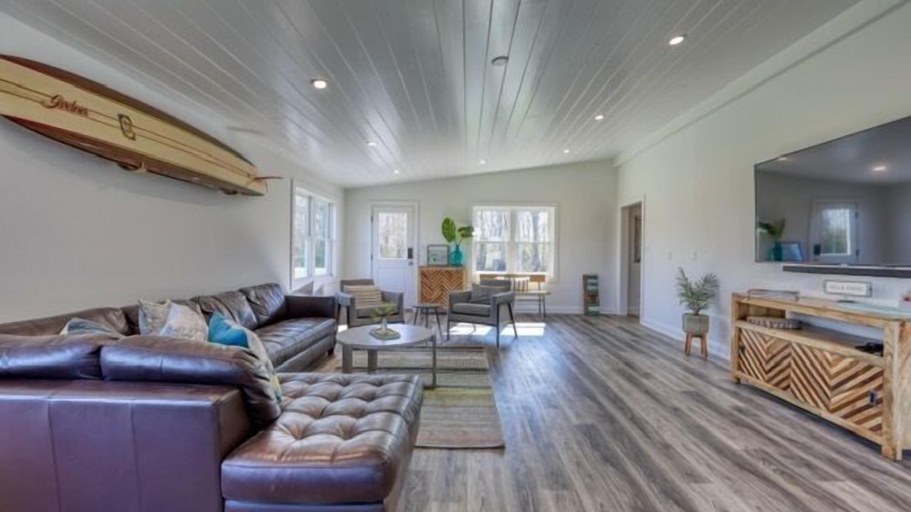 Photo of Livingroom in Milton