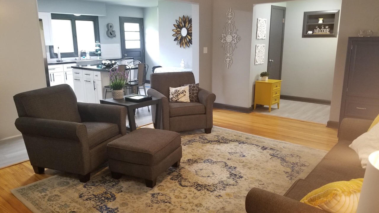Photo of Livingroom in New Glarus