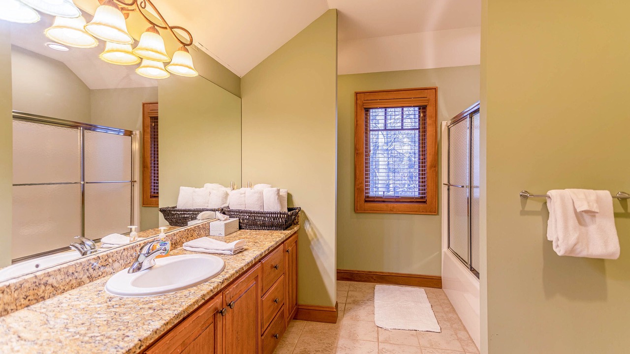 Photo of Bathroom in Foscoe