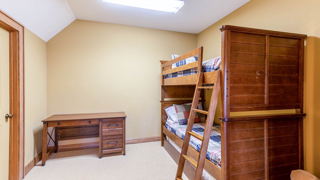 Photo of Bedroom in Foscoe