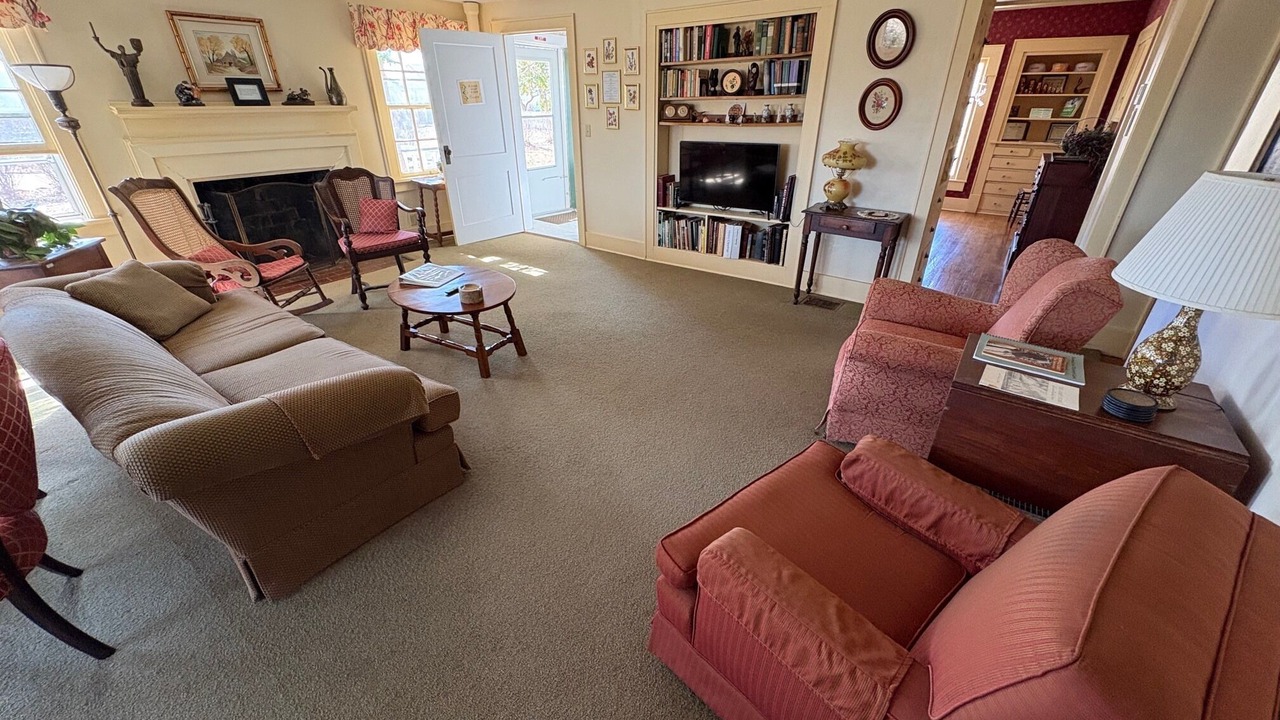 Photo of Livingroom in Coon Rapids