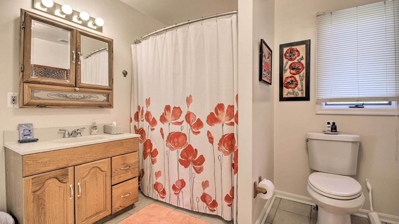 Photo of Bathroom in Shady Side