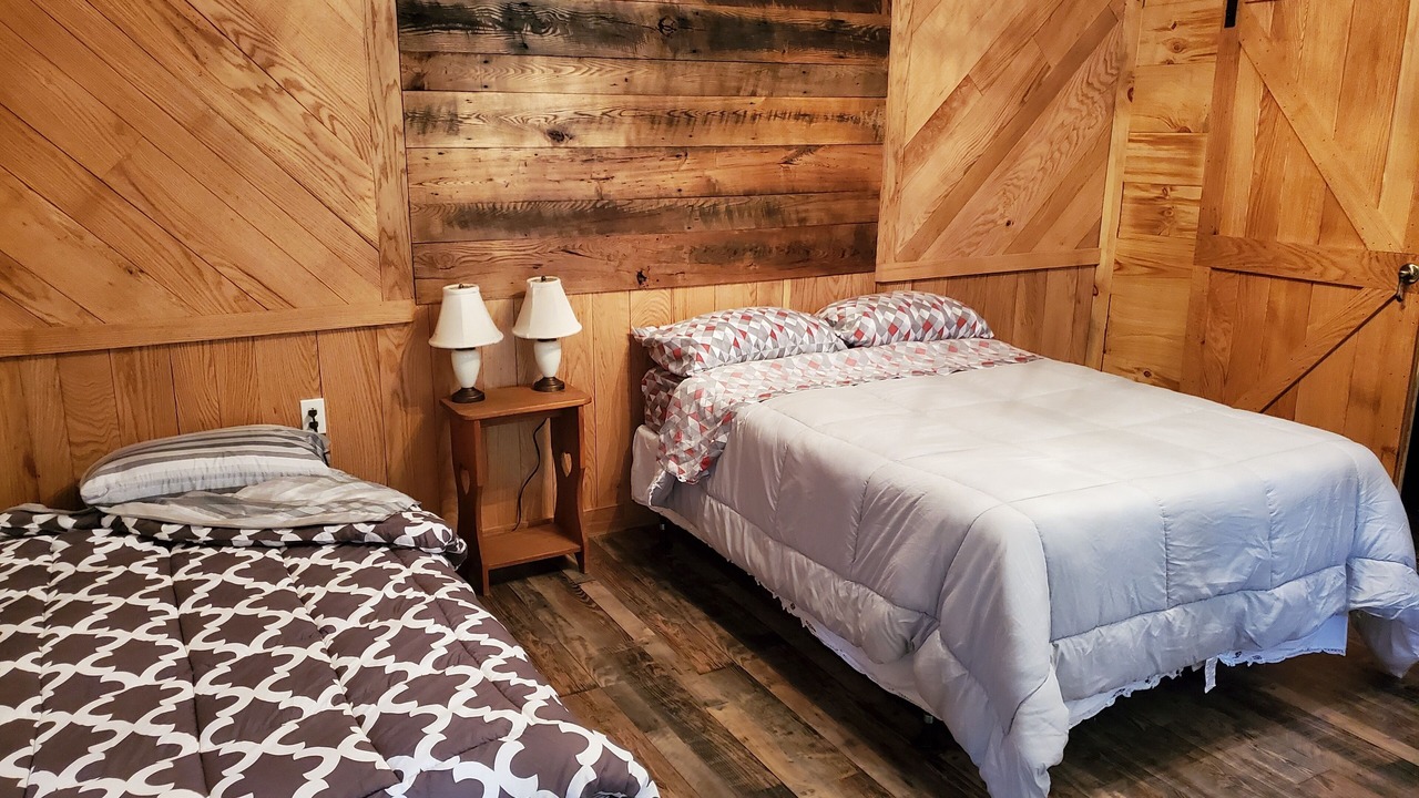 Photo of Bedroom in Mountain City