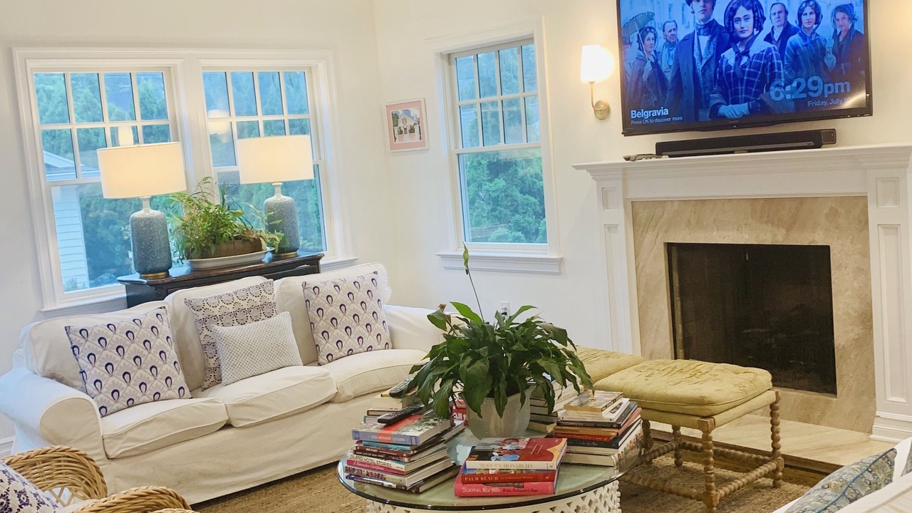 Photo of Livingroom in Spring Lake