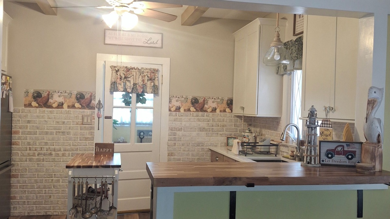 Photo of Kitchen in Ocean Grove
