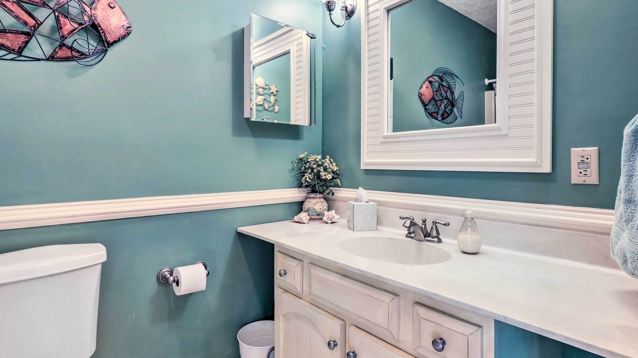 Photo of Bathroom in Caine Woods