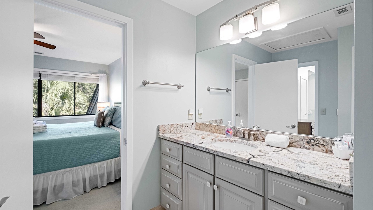Photo of Bedroom in Palmetto Dunes