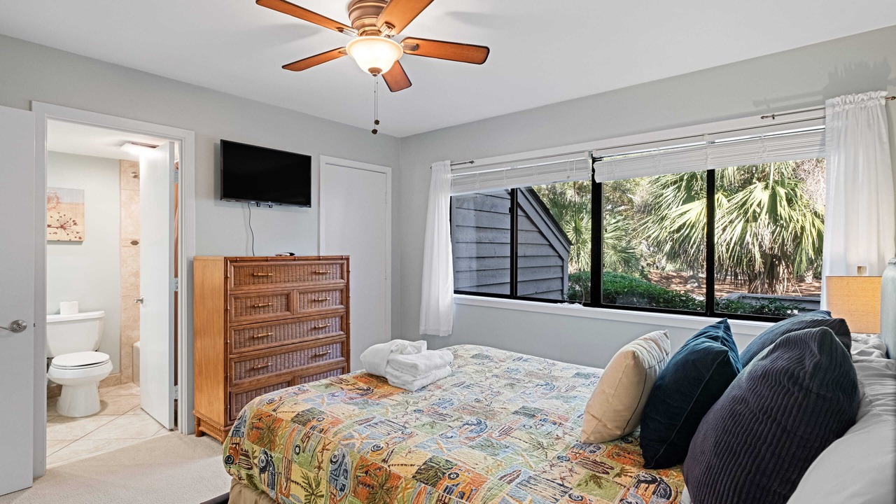 Photo of Bedroom in Palmetto Dunes