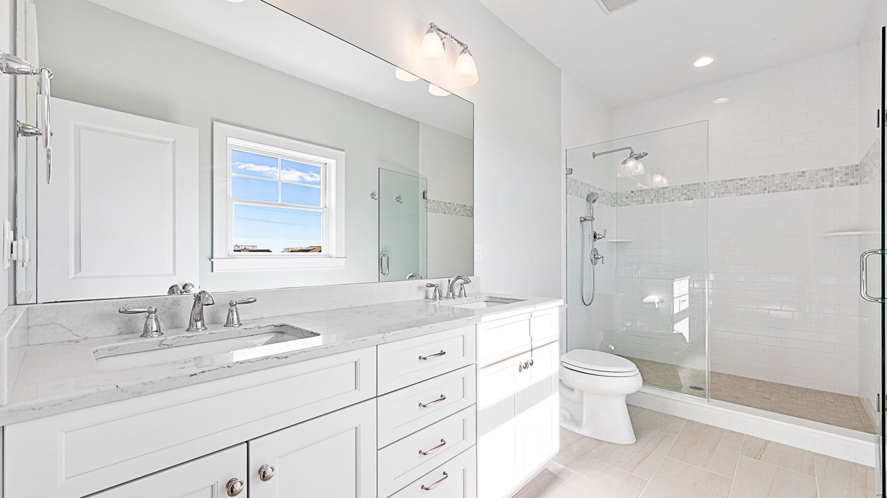 Photo of Bathroom in South Beach Haven