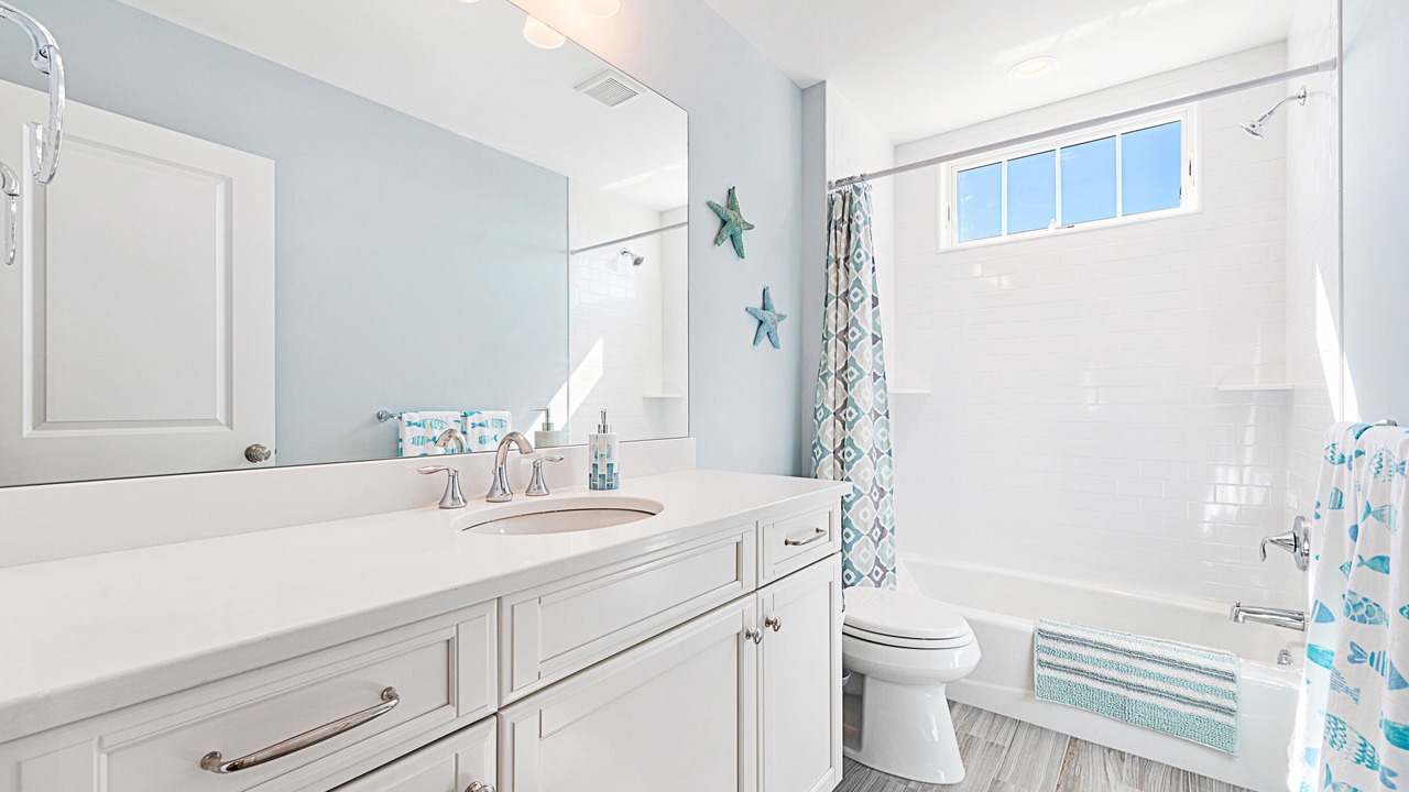 Photo of Bathroom in South Beach Haven